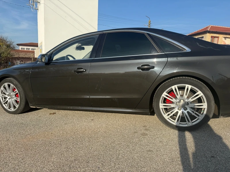Audi S8, снимка 2 - Автомобили и джипове - 52649983