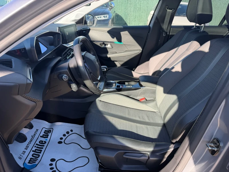 Peugeot 208 1.5d/100hp/Digital/Panorama/Full/ , снимка 12 - Автомобили и джипове - 52814770