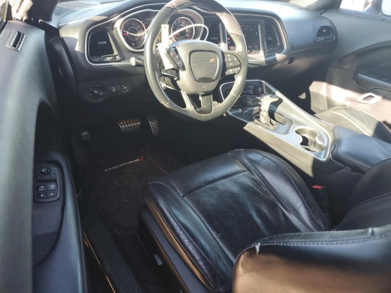 Dodge Challenger 3.6 SXT PLUS| 8-ZF| КОЖА| ПОДГР.&ОБДУХ.| FULL ЕКСТ, снимка 6 - Автомобили и джипове - 52912852