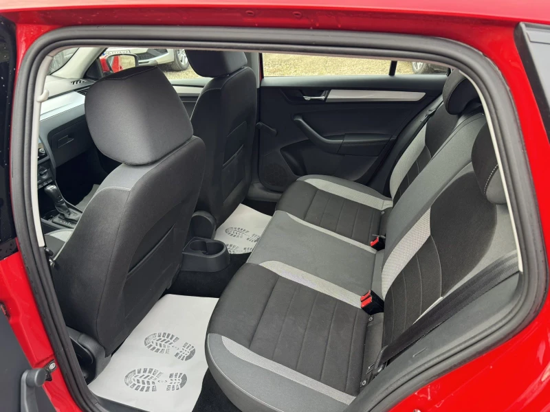 Skoda Rapid 1.0 TSI 7DSG, снимка 7 - Автомобили и джипове - 53283378