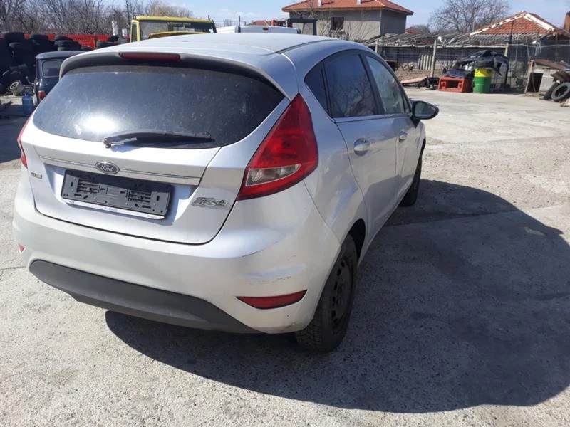 Ford Fiesta 1.4 TDCI 68K.C. - изображение 8