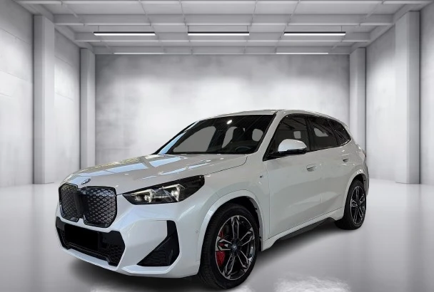BMW iX1 eDrive20 = M-Sport Pro = Гаранция