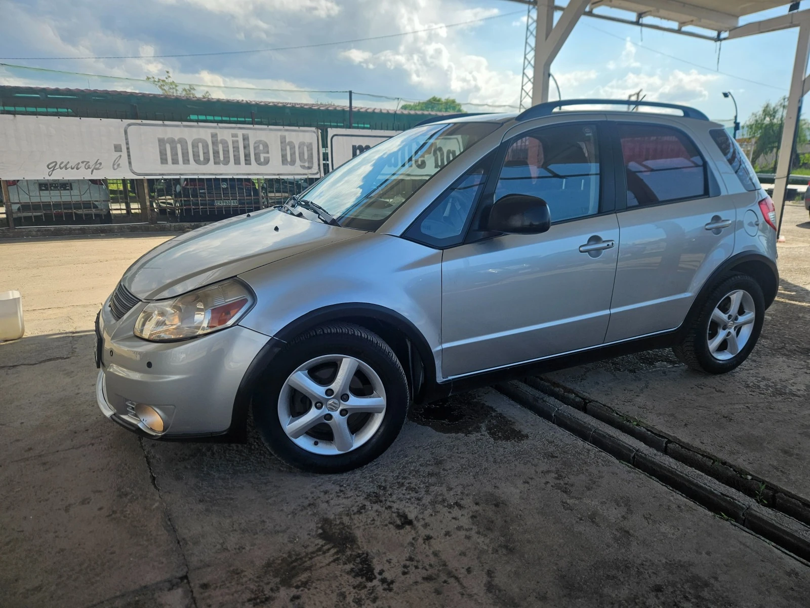 Suzuki SX4 Бензин газ автоматик - изображение 2