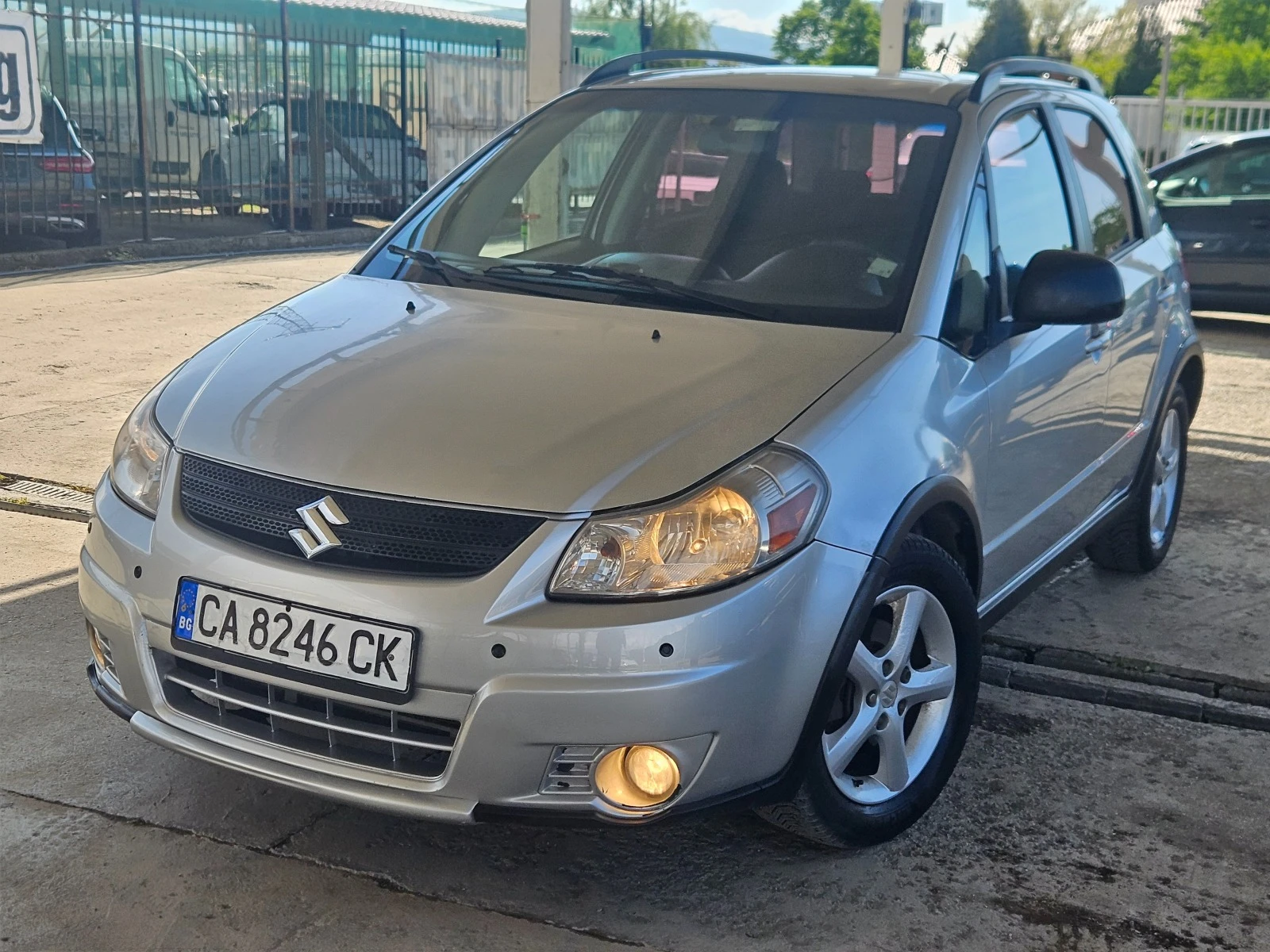 Suzuki SX4 Бензин газ автоматик - [1] 