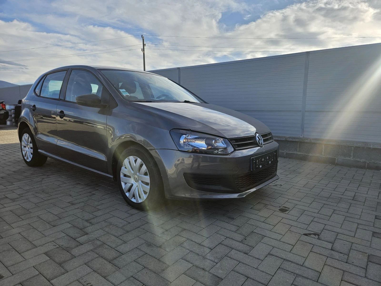 VW Polo 1.6 tdi  - изображение 3