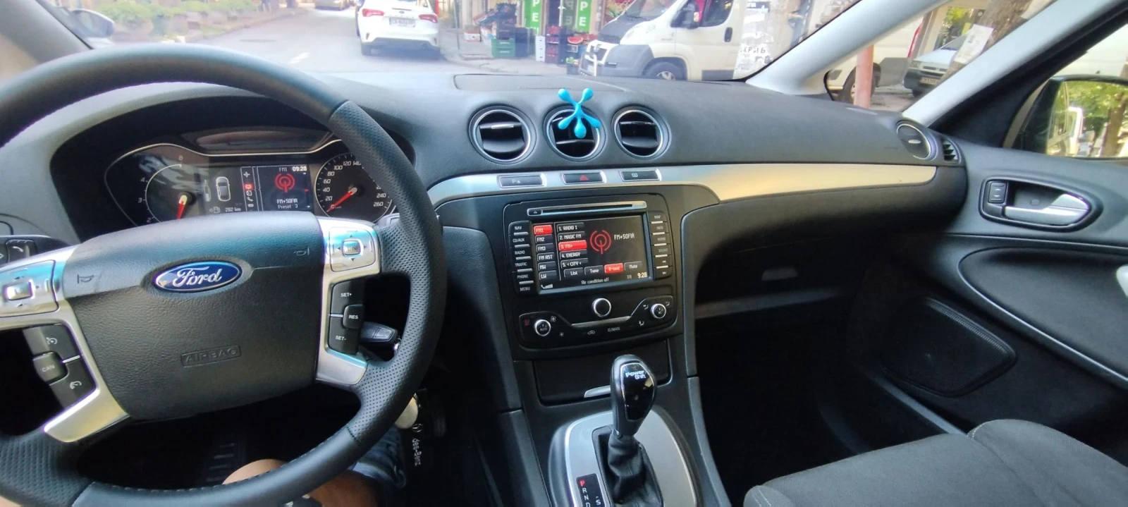 Ford S-Max 2.0 CDTI Titanium  - изображение 8