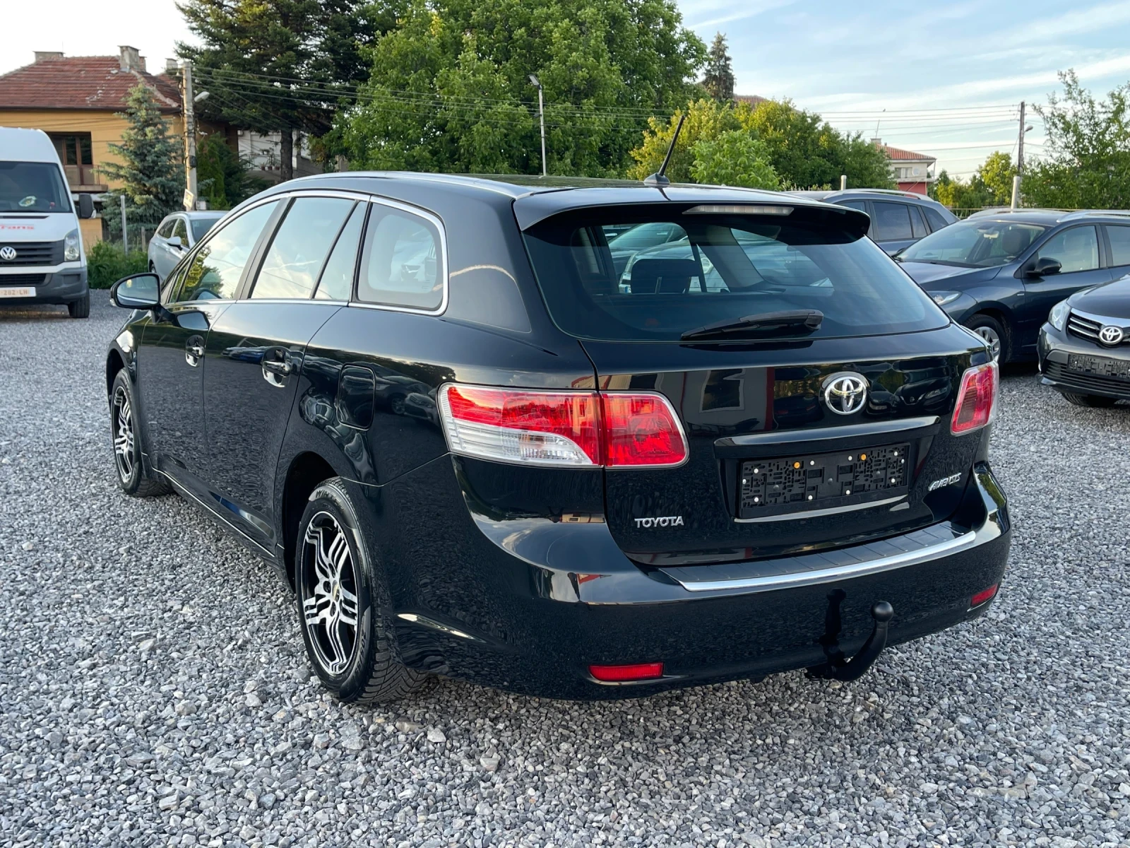 Toyota Avensis 1.8 VVTI Бензин, 147 Hp, 2 комплекта гуми с джанти - изображение 6