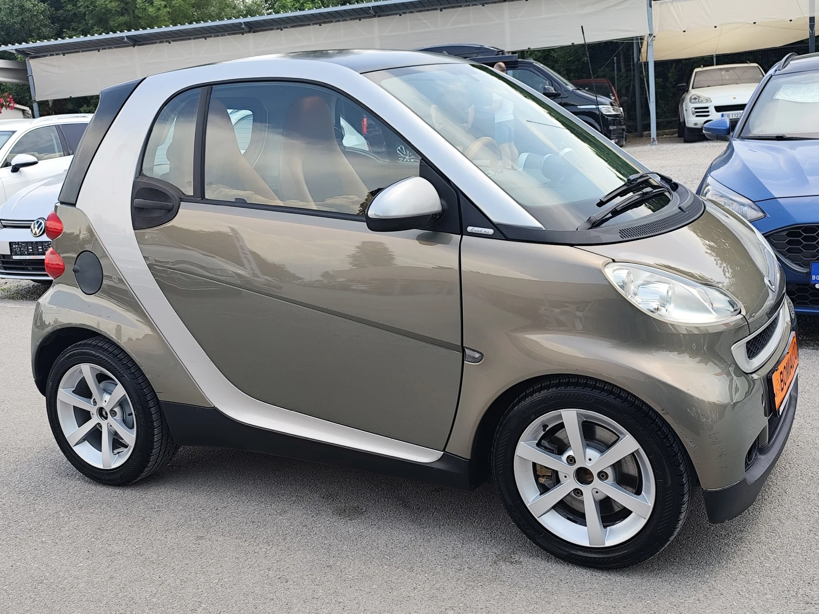 Smart Fortwo 1.0i* АВТОМАТИК* КОЖА*  - изображение 3