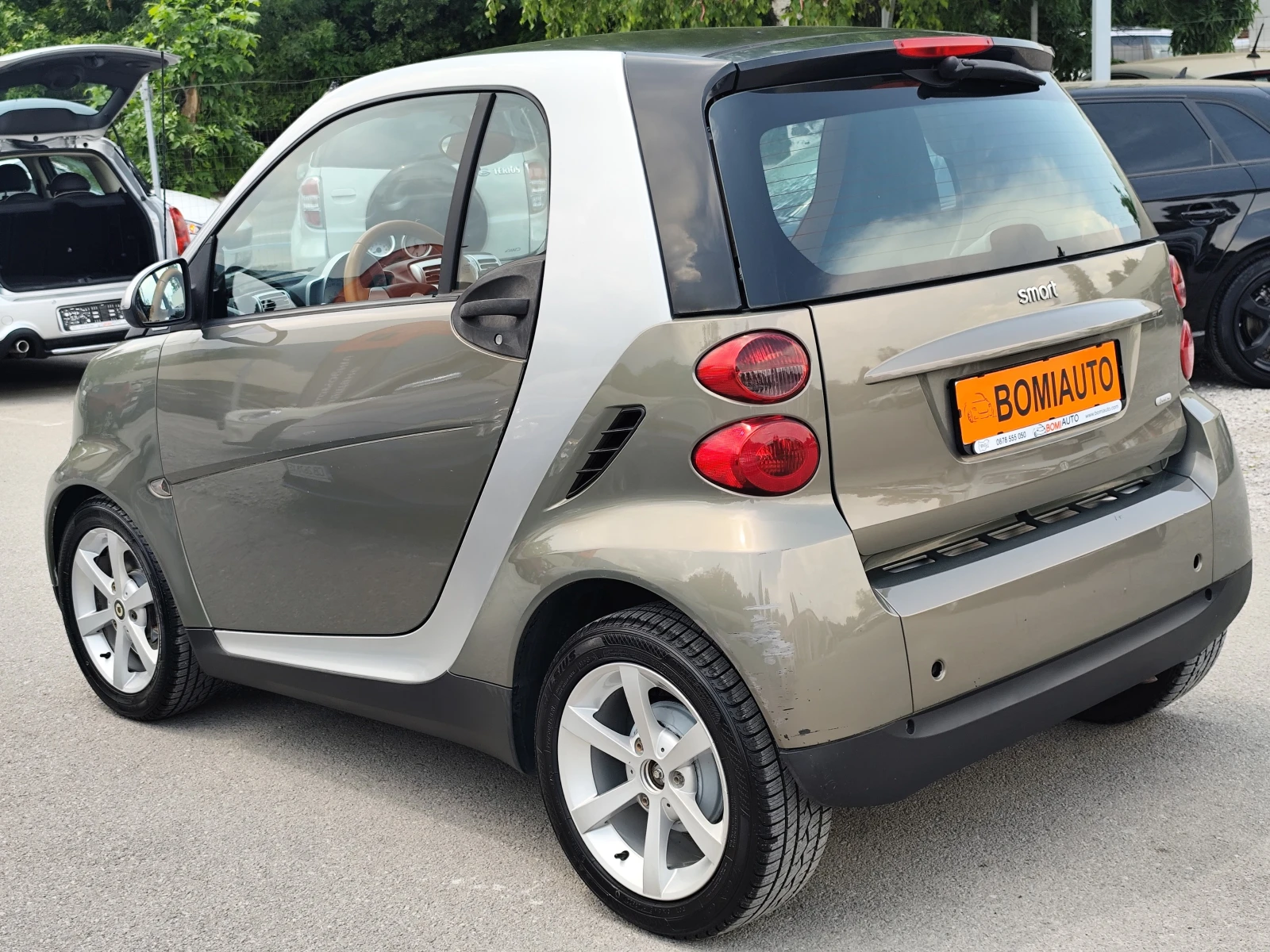 Smart Fortwo 1.0i* АВТОМАТИК* КОЖА*  - изображение 6