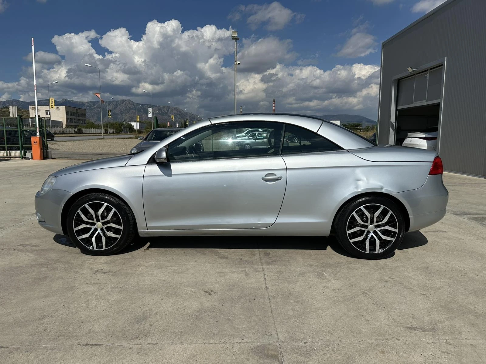VW Eos 2.0* 200ps* НАВИ* 6ск* Климатроник - изображение 2