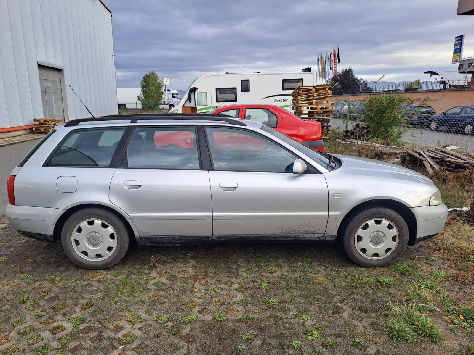 Audi A4  - изображение 6