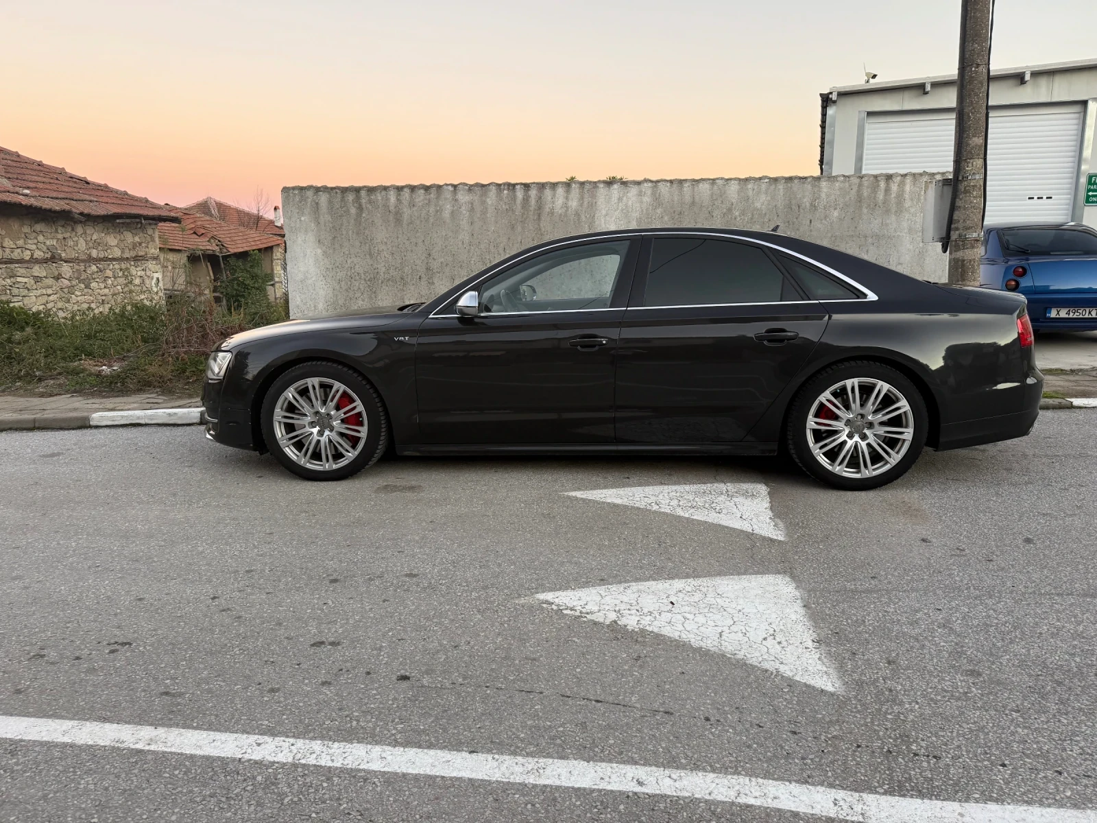 Audi S8 | Mobile.bg   7