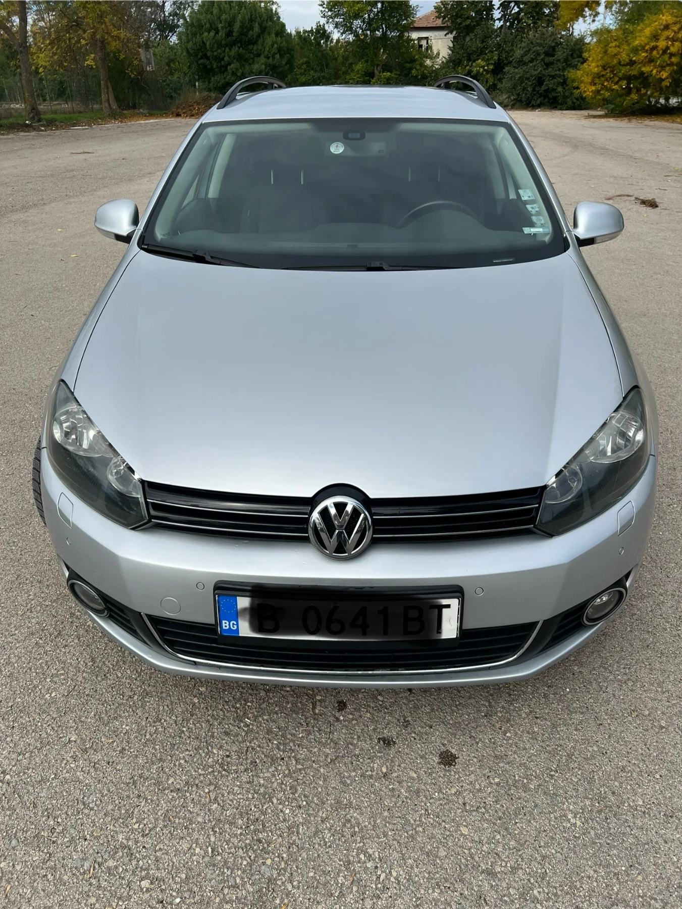 VW Golf 1.6TDI АВТОМАТ - изображение 2