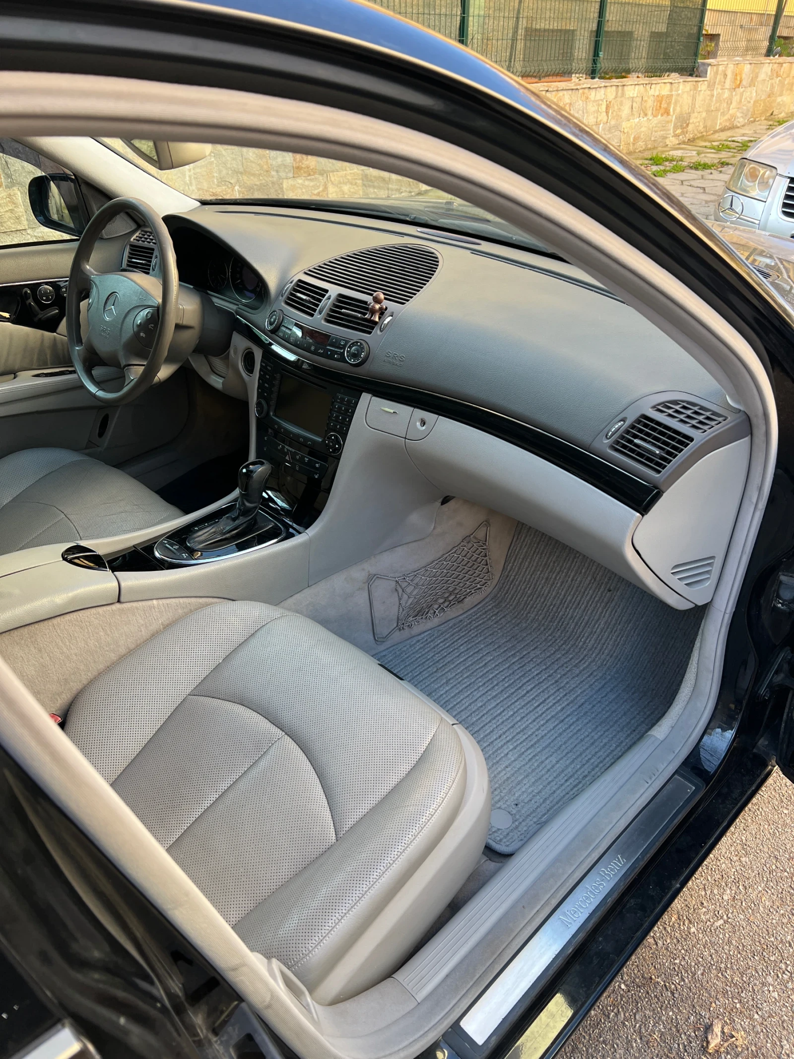 Mercedes-Benz E 320 ГАЗ - изображение 8