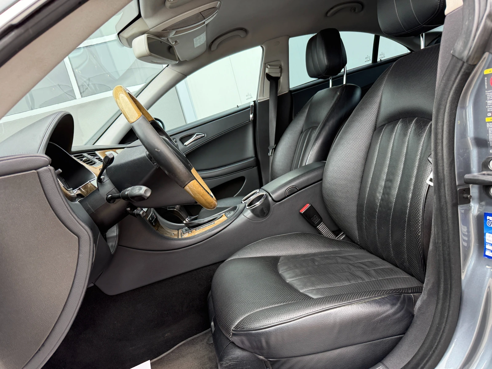 Mercedes-Benz CLS 500 280, снимка 10 - Автомобили и джипове - 53466440