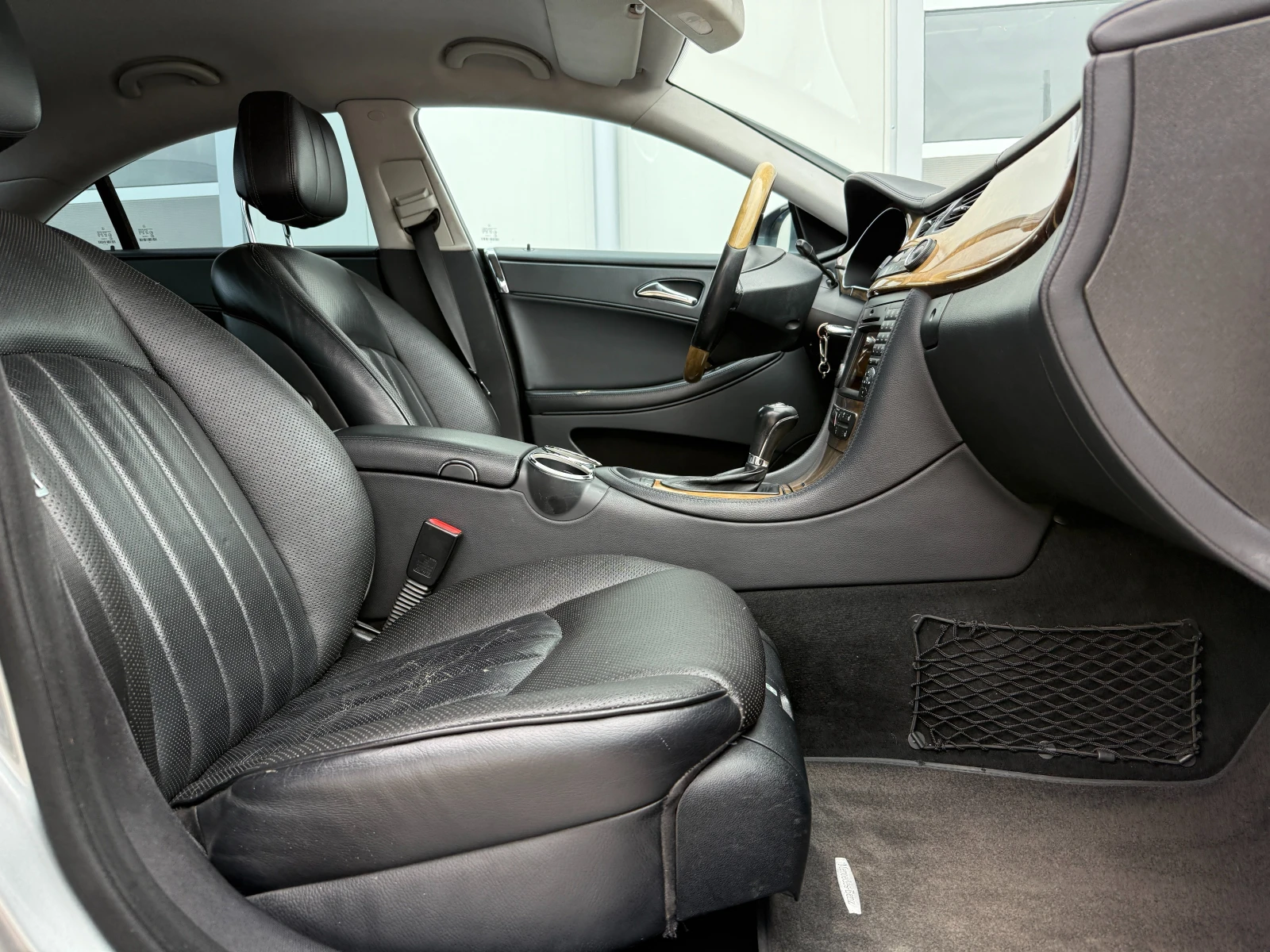 Mercedes-Benz CLS 500 280, снимка 11 - Автомобили и джипове - 53466440