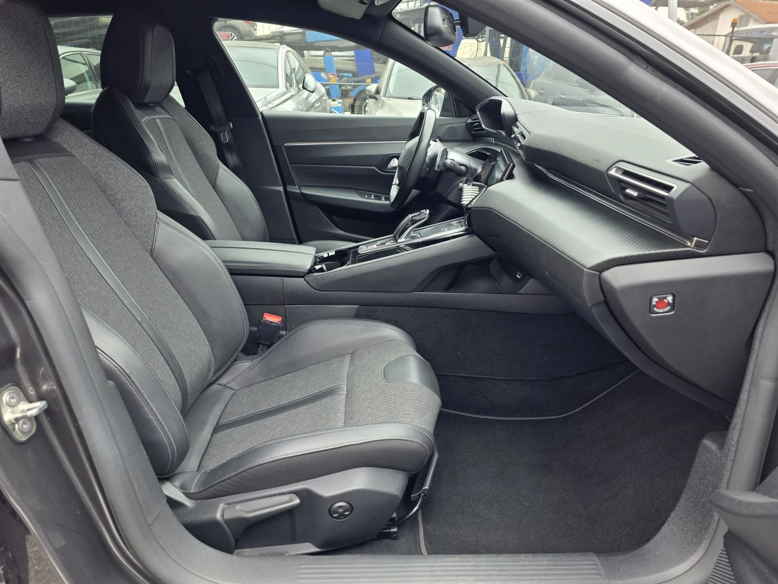 Peugeot 508 1.2 PureTech Allure Pack ЕАТ8, снимка 9 - Автомобили и джипове - 53528082