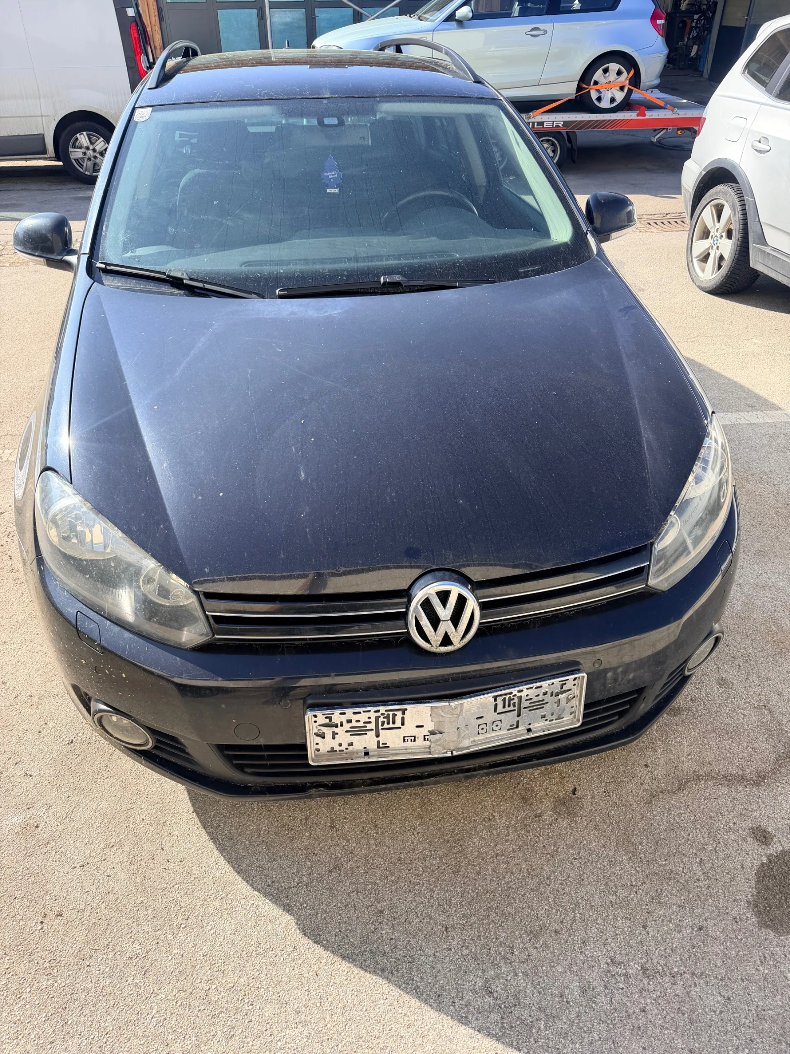VW Golf 1.6 TDI , снимка 2 - Автомобили и джипове - 53706671
