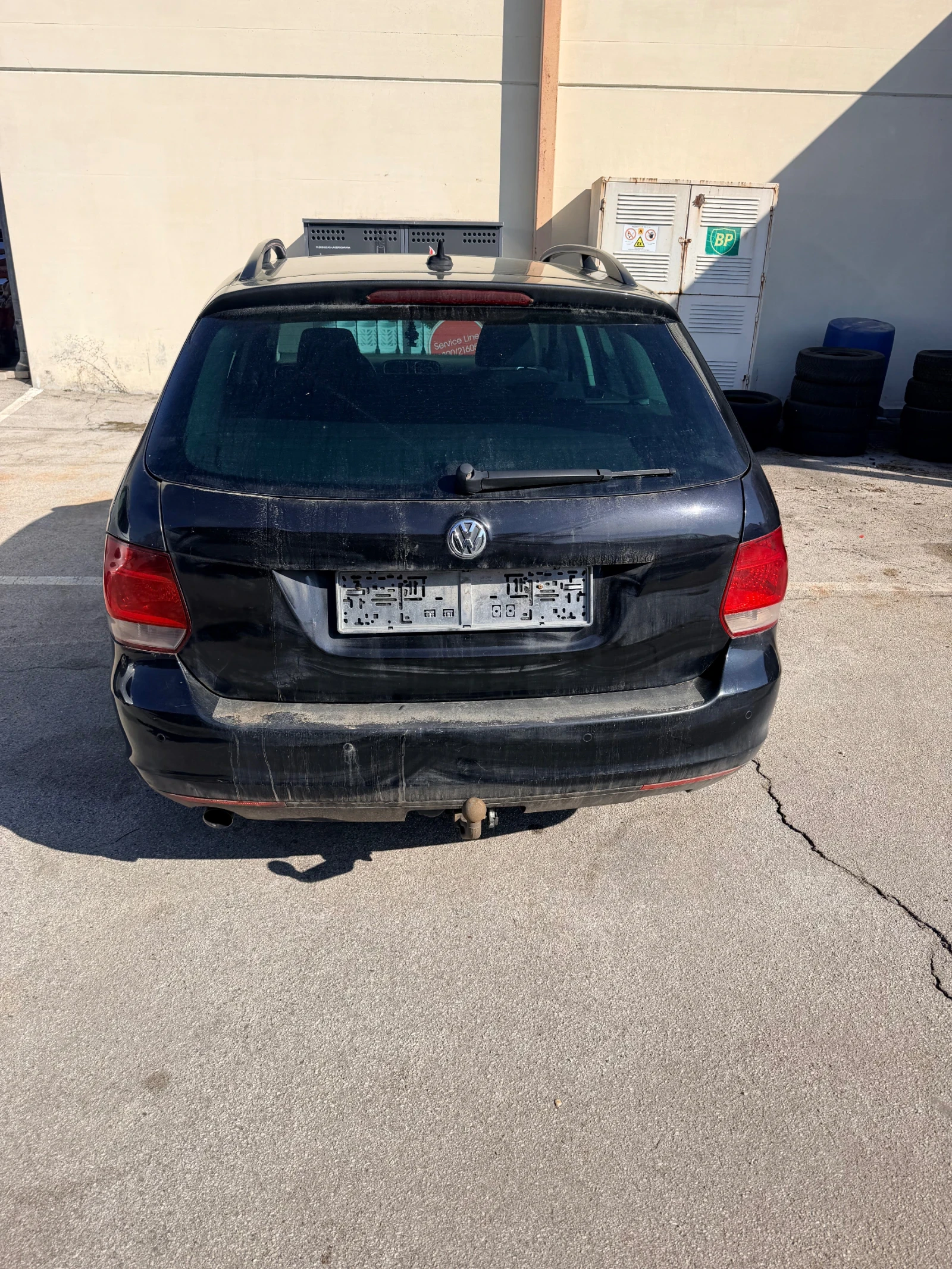 VW Golf 1.6 TDI , снимка 4 - Автомобили и джипове - 53706671