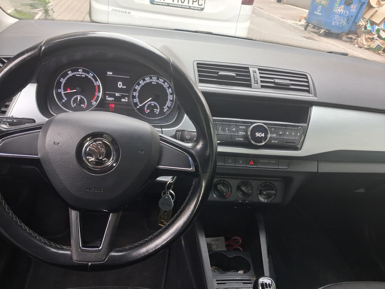 Skoda Fabia 1.0 MPI, снимка 6 - Автомобили и джипове - 54226283