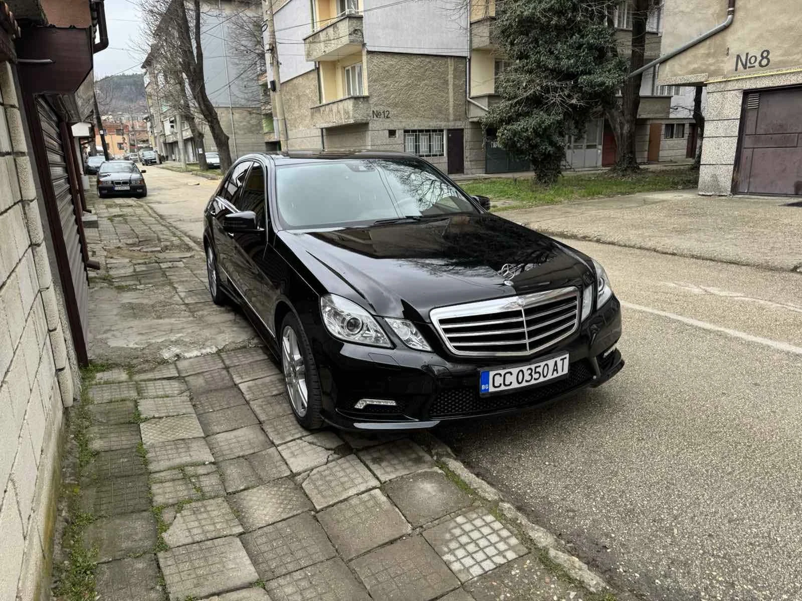 Mercedes-Benz E 350, снимка 2 - Автомобили и джипове - 55038040
