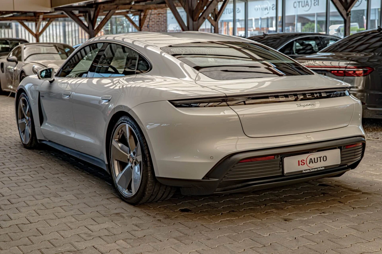 Porsche Taycan Performance/RWD/Подгрев/PASM/Амбиент/Мемори, снимка 5 - Автомобили и джипове - 55206659
