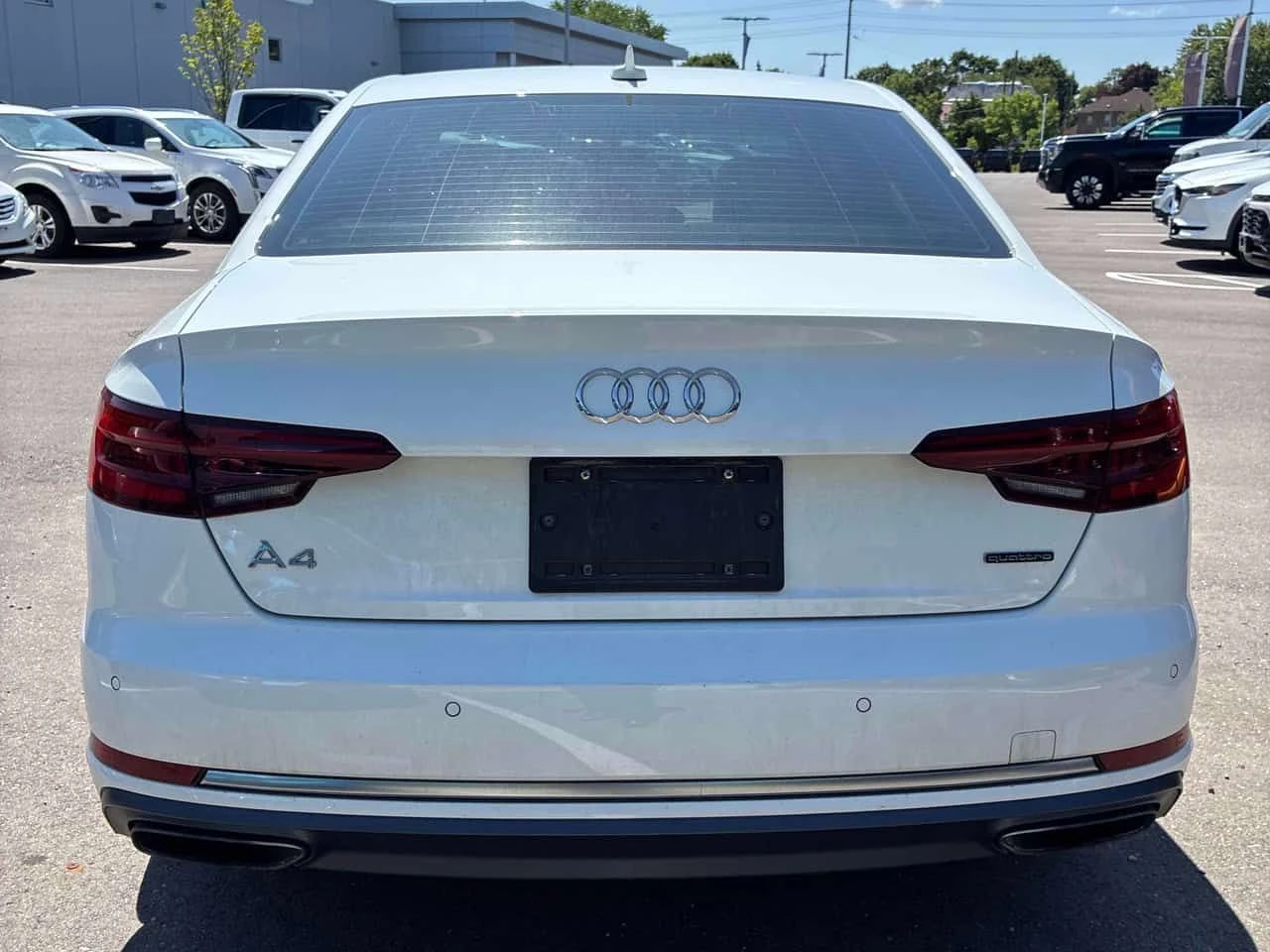 Audi A4 * Technik * CARFAX * БЕЗ ПЪРВОНАЧАЛНА ВНОСКА, снимка 4 - Автомобили и джипове - 55397905