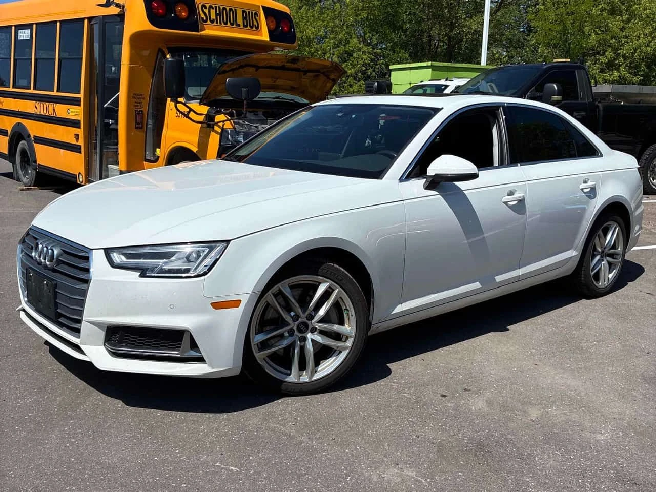 Audi A4 * Technik * CARFAX * БЕЗ ПЪРВОНАЧАЛНА ВНОСКА, снимка 2 - Автомобили и джипове - 55397905