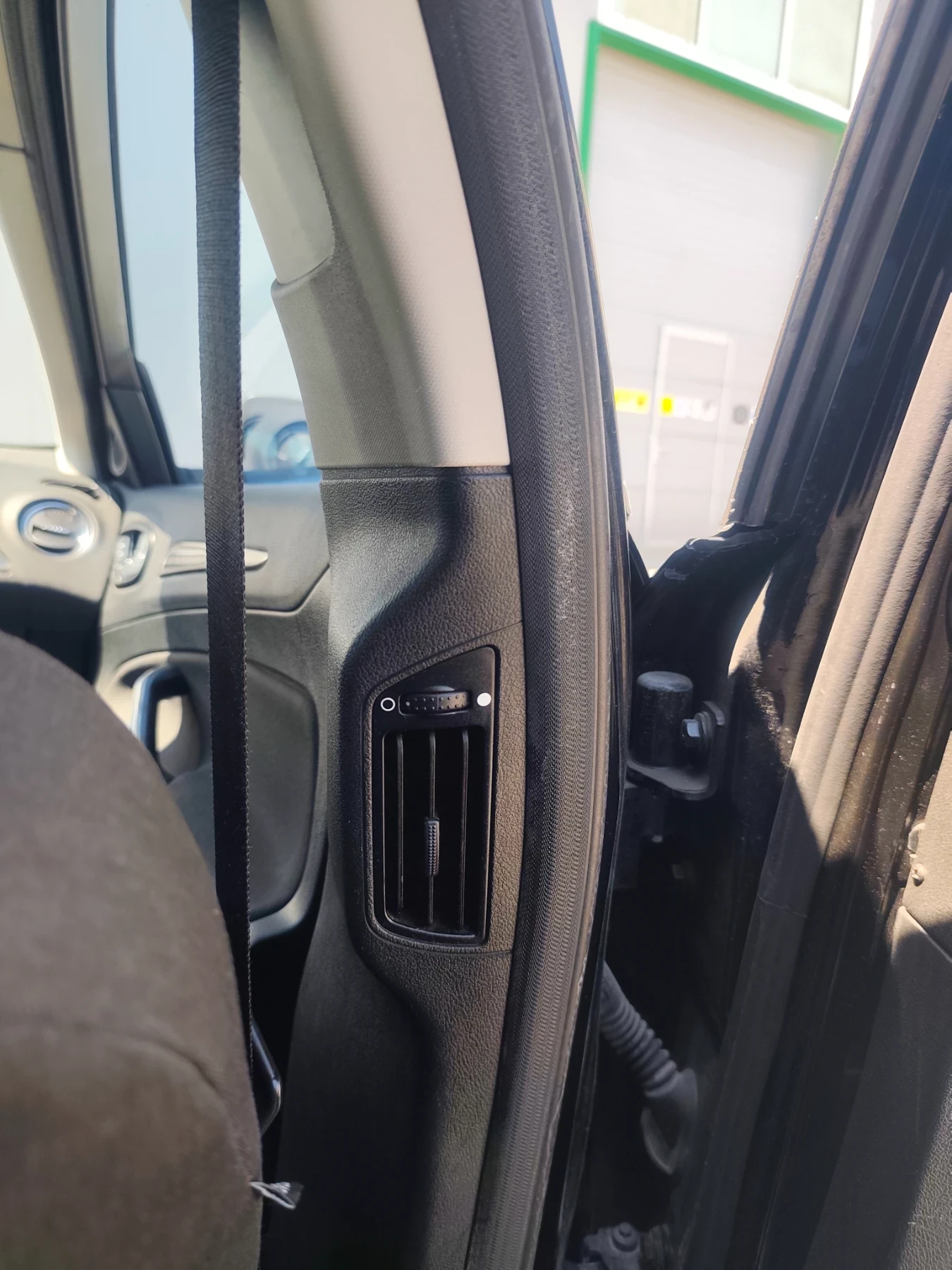 Ford Mondeo 2.0, снимка 15 - Автомобили и джипове - 55613847