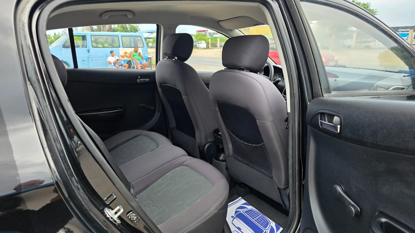 Hyundai I20 1.3i/80hp/АГУ, снимка 12 - Автомобили и джипове - 55678075