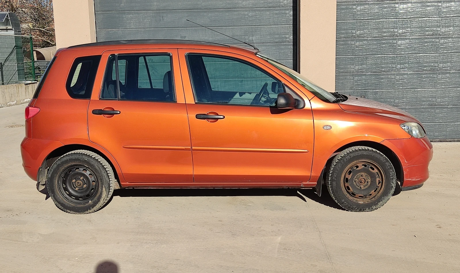 Mazda 2, снимка 2 - Автомобили и джипове - 55708625
