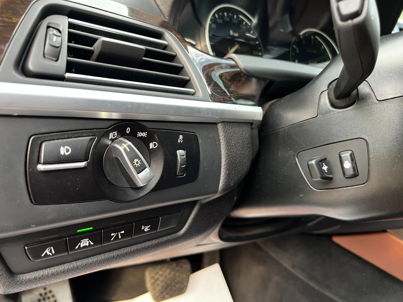BMW 650 i xDRIVE/GRAN COUPE/M-SPORT/360/HeadUp/SoftClose, снимка 16 - Автомобили и джипове - 55825798