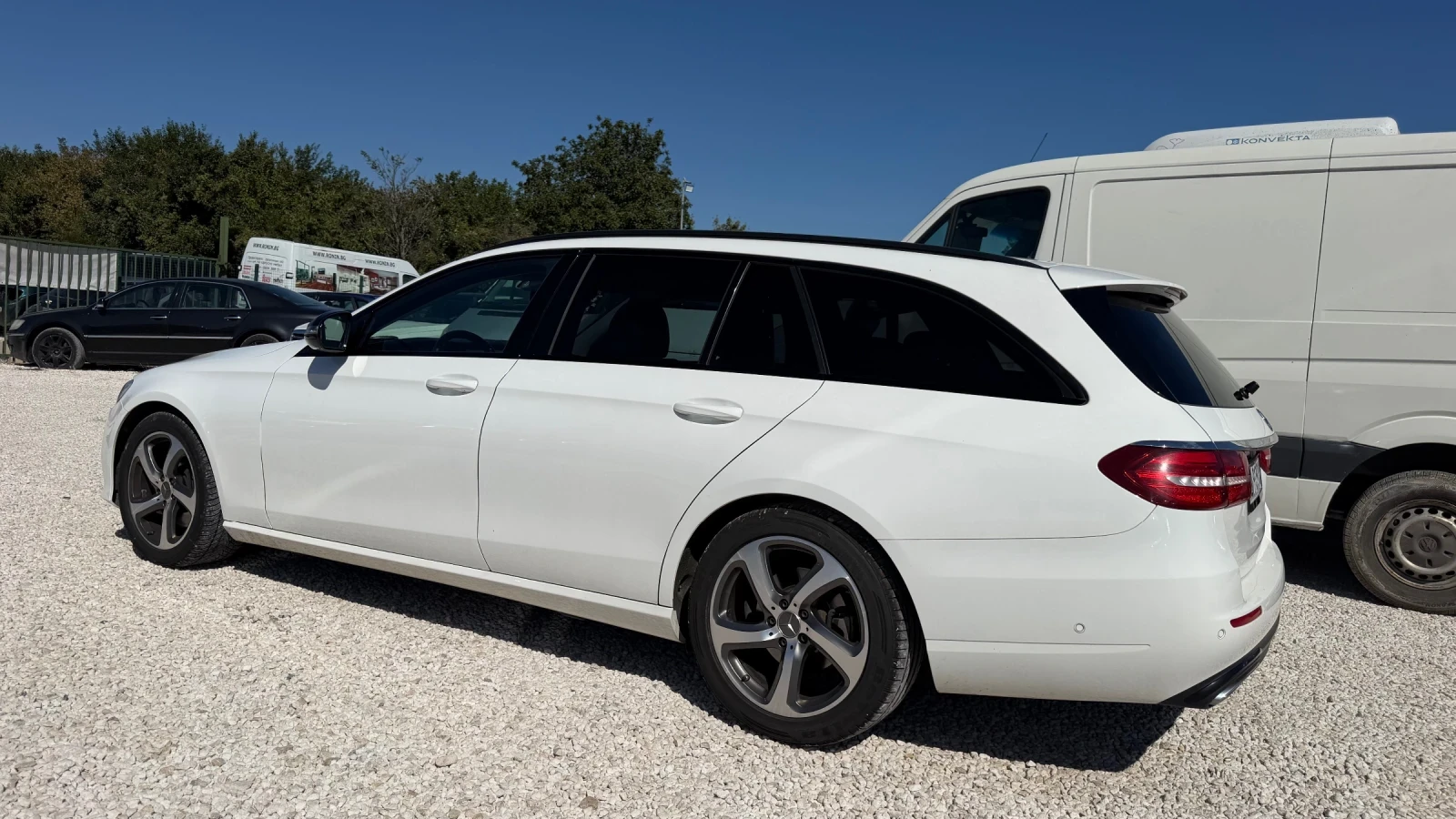 Mercedes-Benz E 220 d 9g ТОП БАРТЕР ЛИЗИНГ, снимка 6 - Автомобили и джипове - 55962603