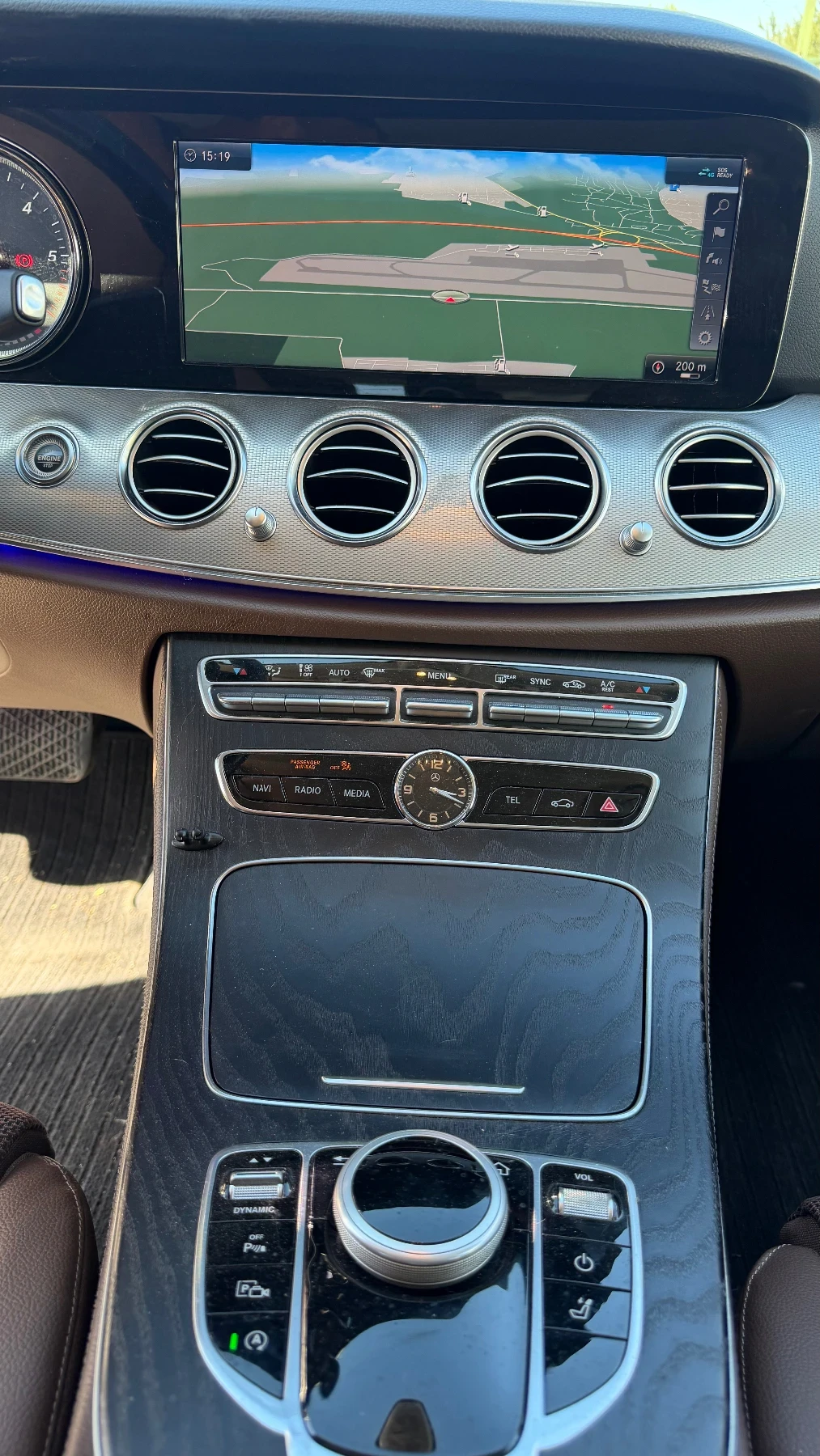 Mercedes-Benz E 220 d 9g ТОП БАРТЕР ЛИЗИНГ, снимка 9 - Автомобили и джипове - 55962603