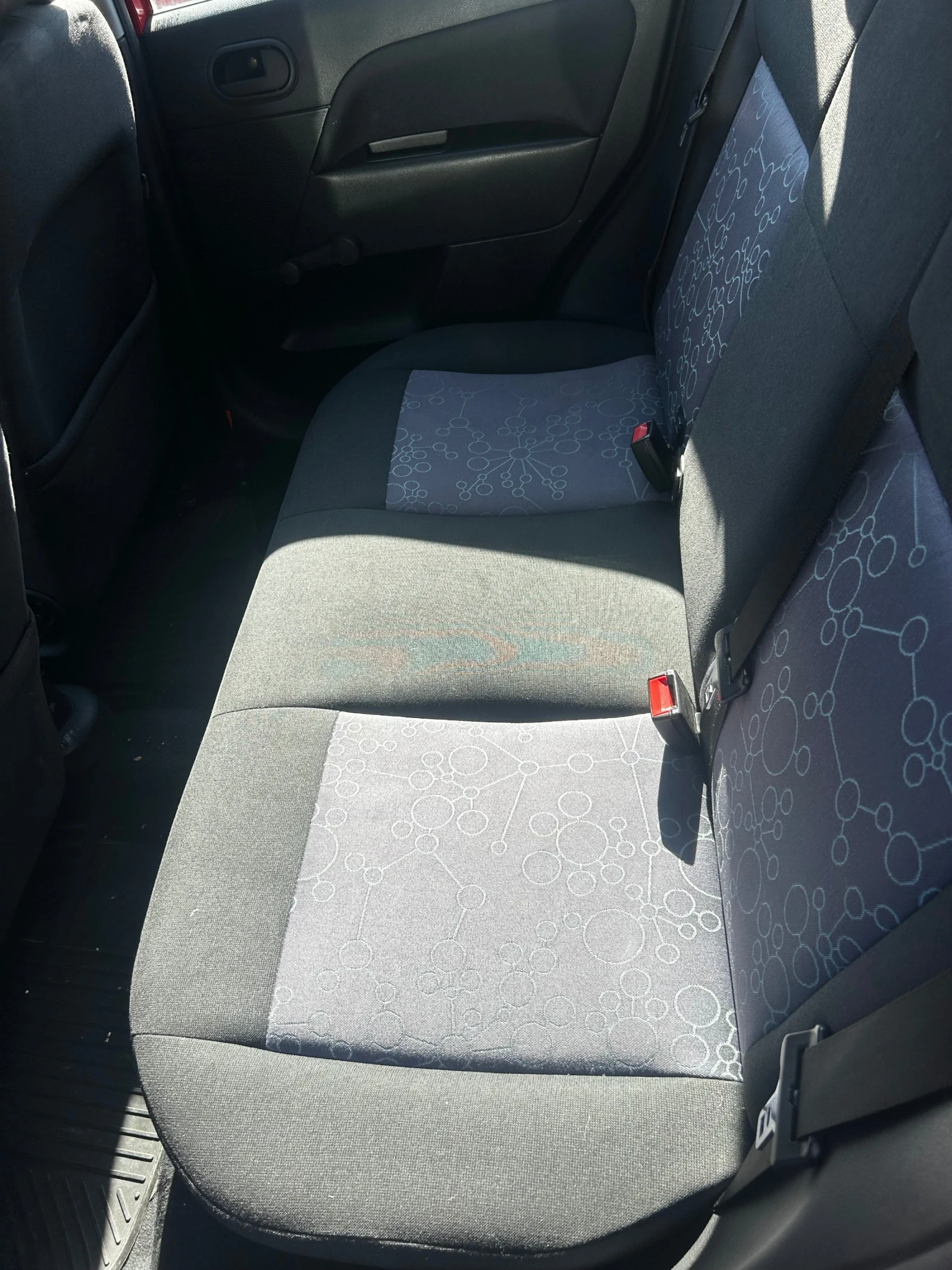 Ford Fiesta, снимка 6 - Автомобили и джипове - 56363468