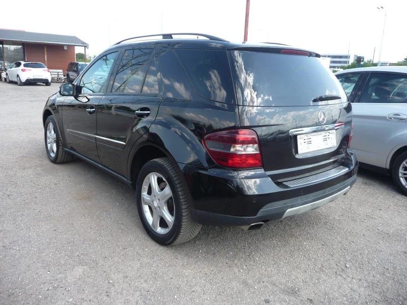 Mercedes-Benz ML 320 3.0CDI-SPORT-OFFROAD ПАКЕТ- ПЕРФЕКТЕН, снимка 5 - Автомобили и джипове - 41625934