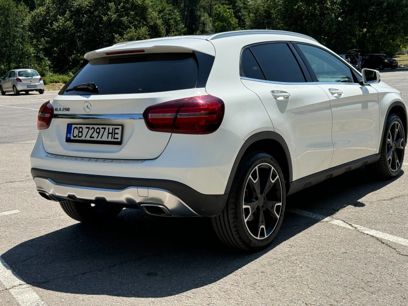 Mercedes-Benz GLA 250, снимка 5 - Автомобили и джипове - 47862867