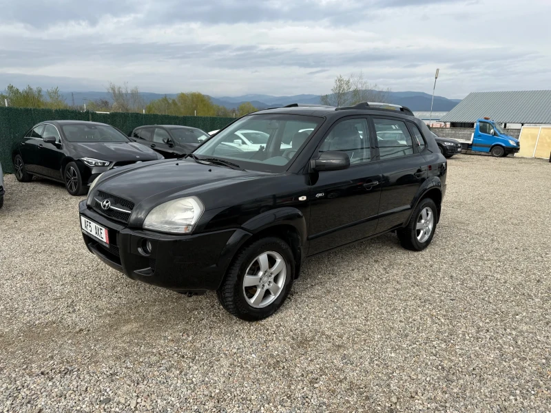 Hyundai Tucson 2.0CRDI 140hp 4x4, снимка 3 - Автомобили и джипове - 50016223