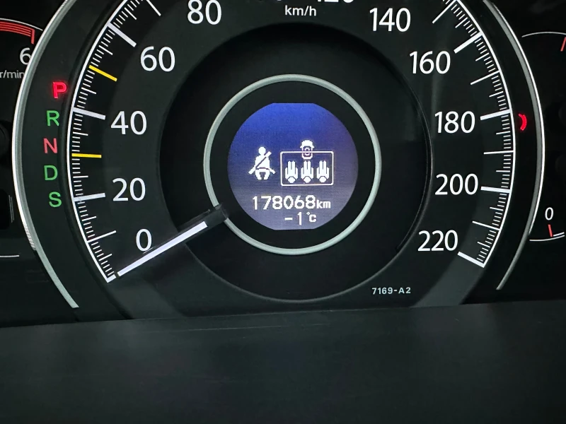 Honda Cr-v 2.2 i-DTEC, снимка 10 - Автомобили и джипове - 53329835