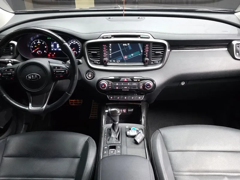 Kia Sorento 2.0 2Wd Noblesse, снимка 7 - Автомобили и джипове - 56699201