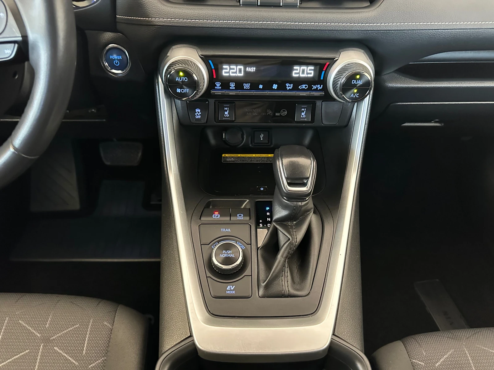 Toyota Rav4  - изображение 10