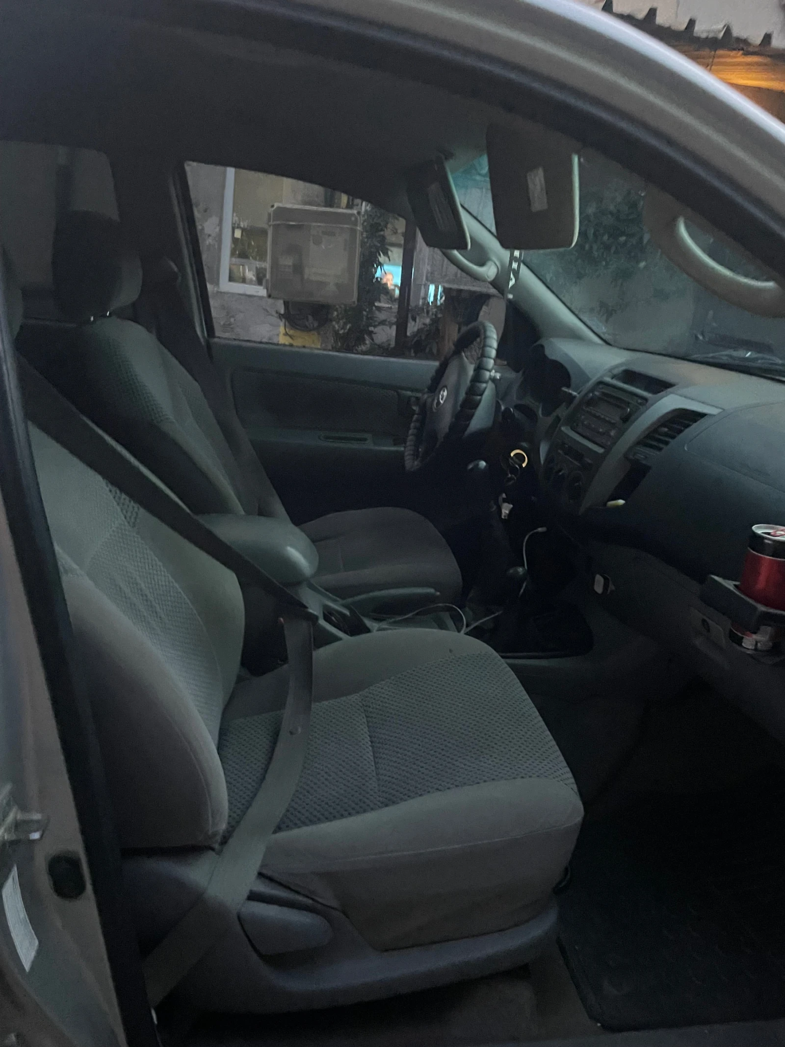 Toyota Hilux  - изображение 3