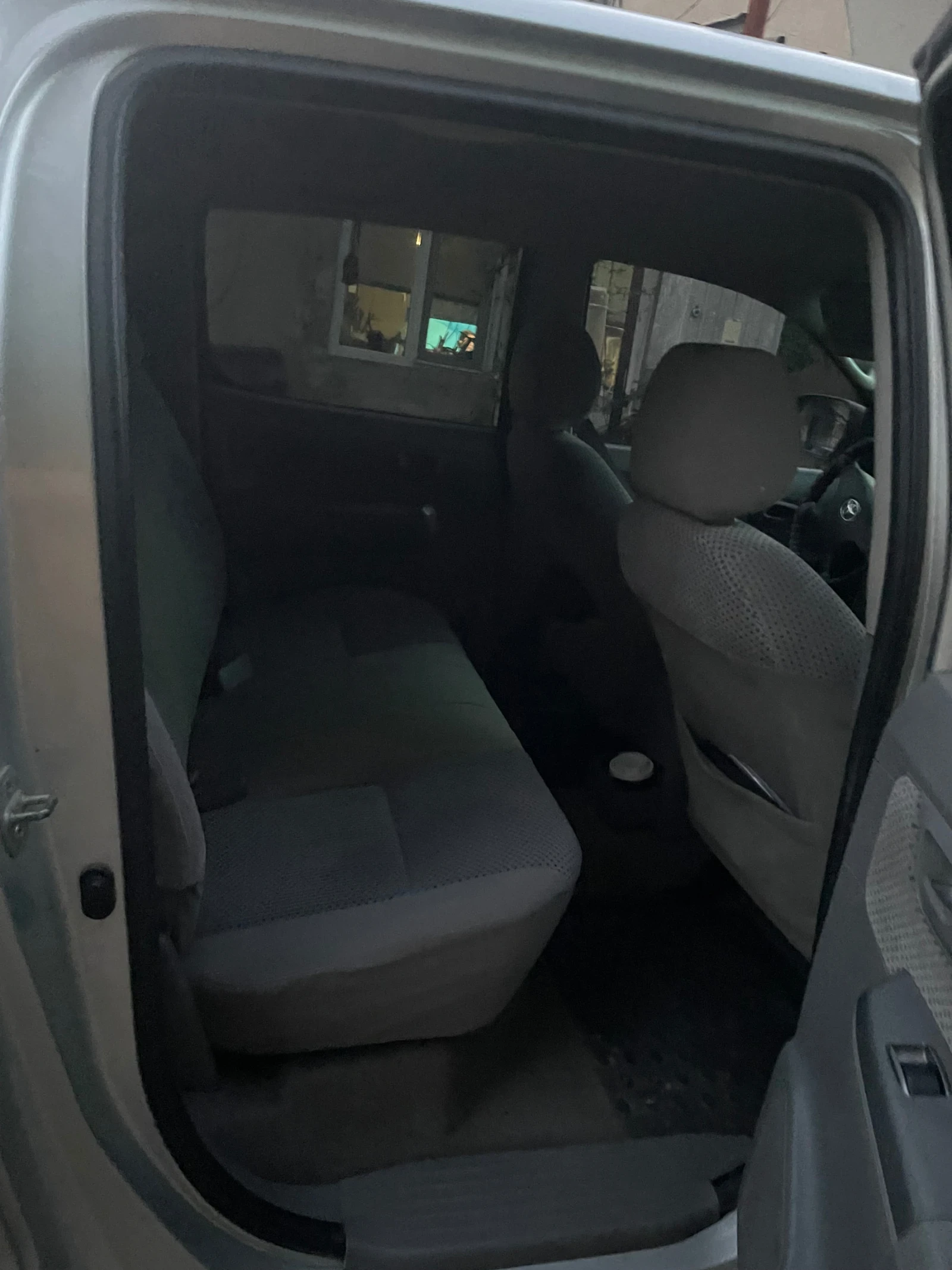 Toyota Hilux  - изображение 2