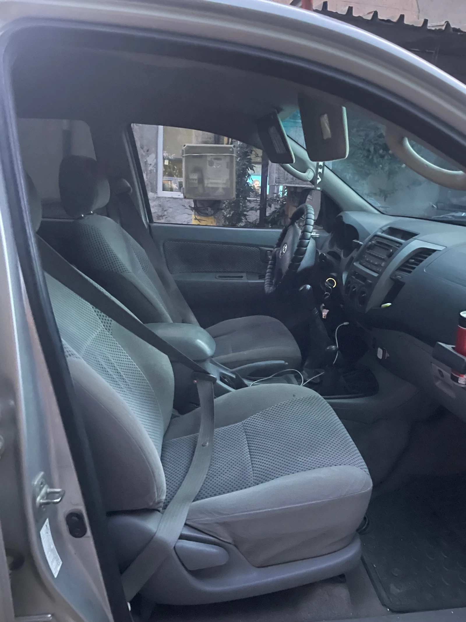 Toyota Hilux  - изображение 4