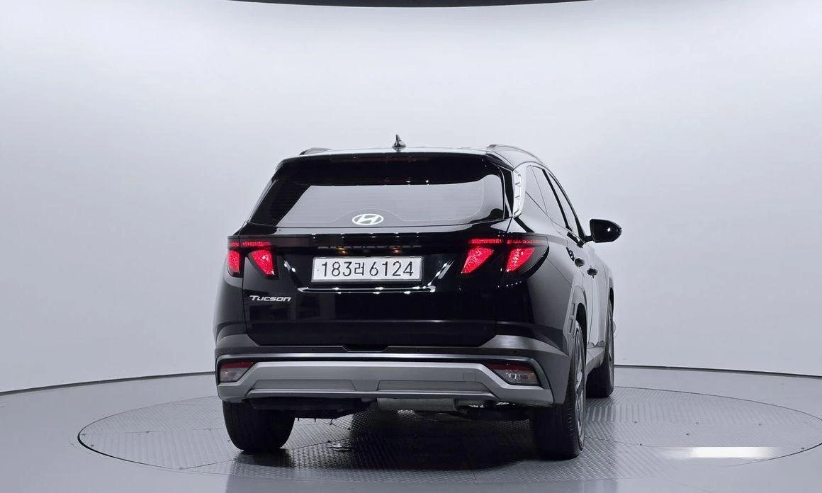 Hyundai Tucson Diesel 2.0 2WD Premium * НАЙ-ДОБРА ЦЕНА В БЪЛГАРИЯ - изображение 4