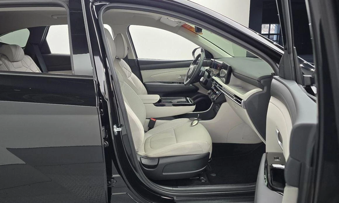 Hyundai Tucson Diesel 2.0 2WD Premium * НАЙ-ДОБРА ЦЕНА В БЪЛГАРИЯ - изображение 10