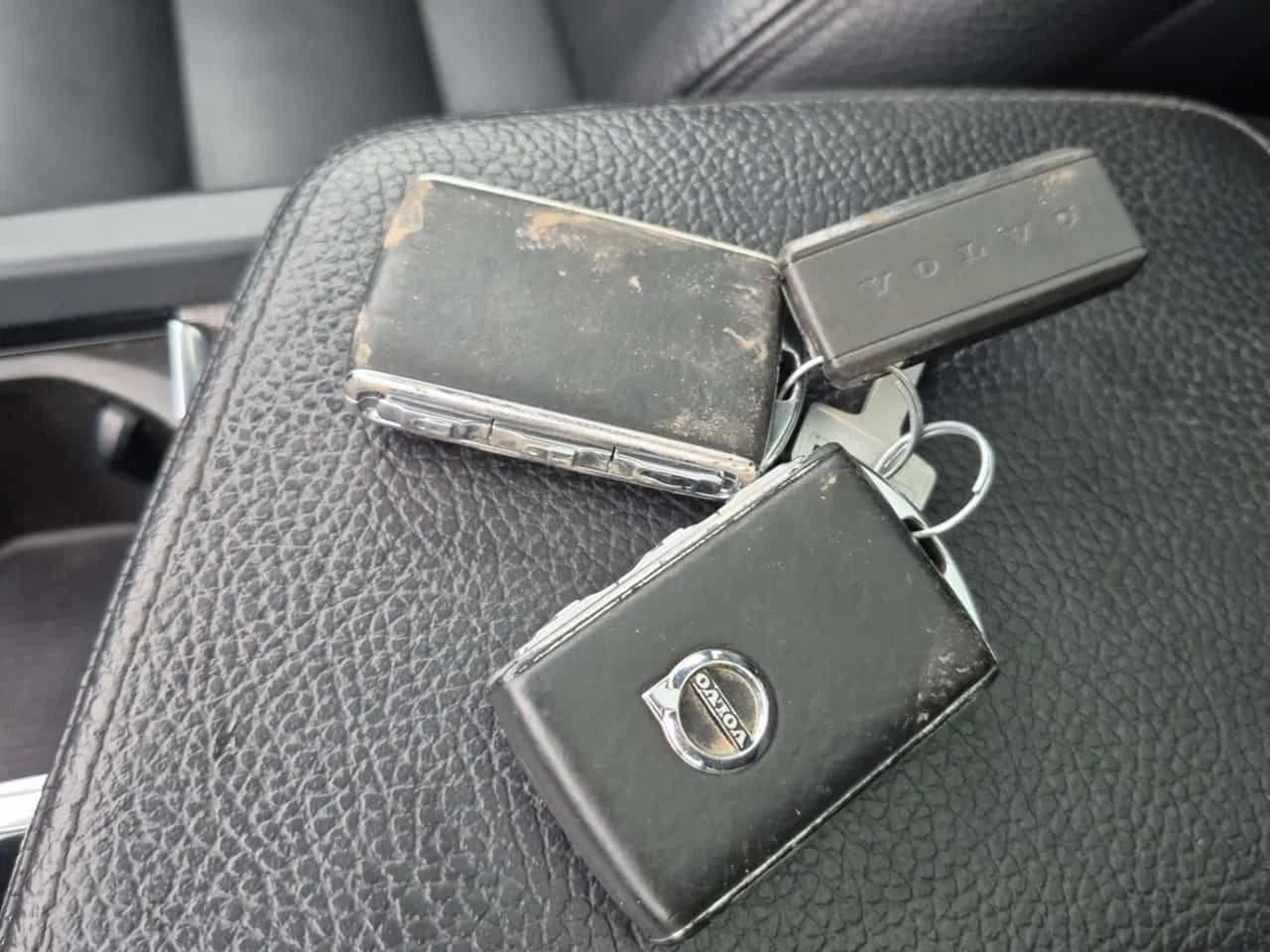 Volvo XC60 * R DESIGN * CARFAX * ЦЕНА ДО БГ - изображение 9