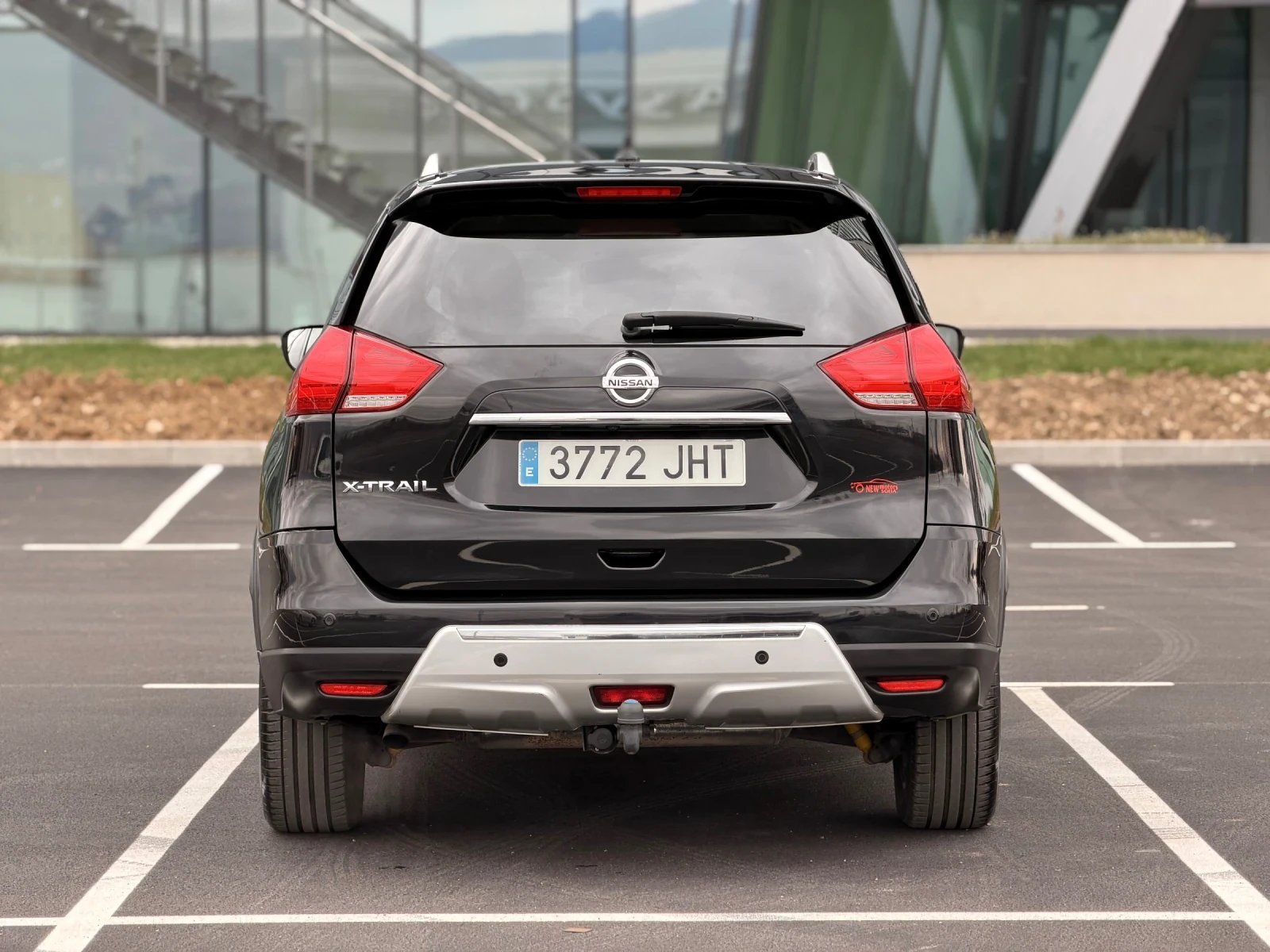 Nissan X-trail 1.6-Бензин-FUll-7места-лизинг през Уникредит., снимка 7 - Автомобили и джипове - 53947242