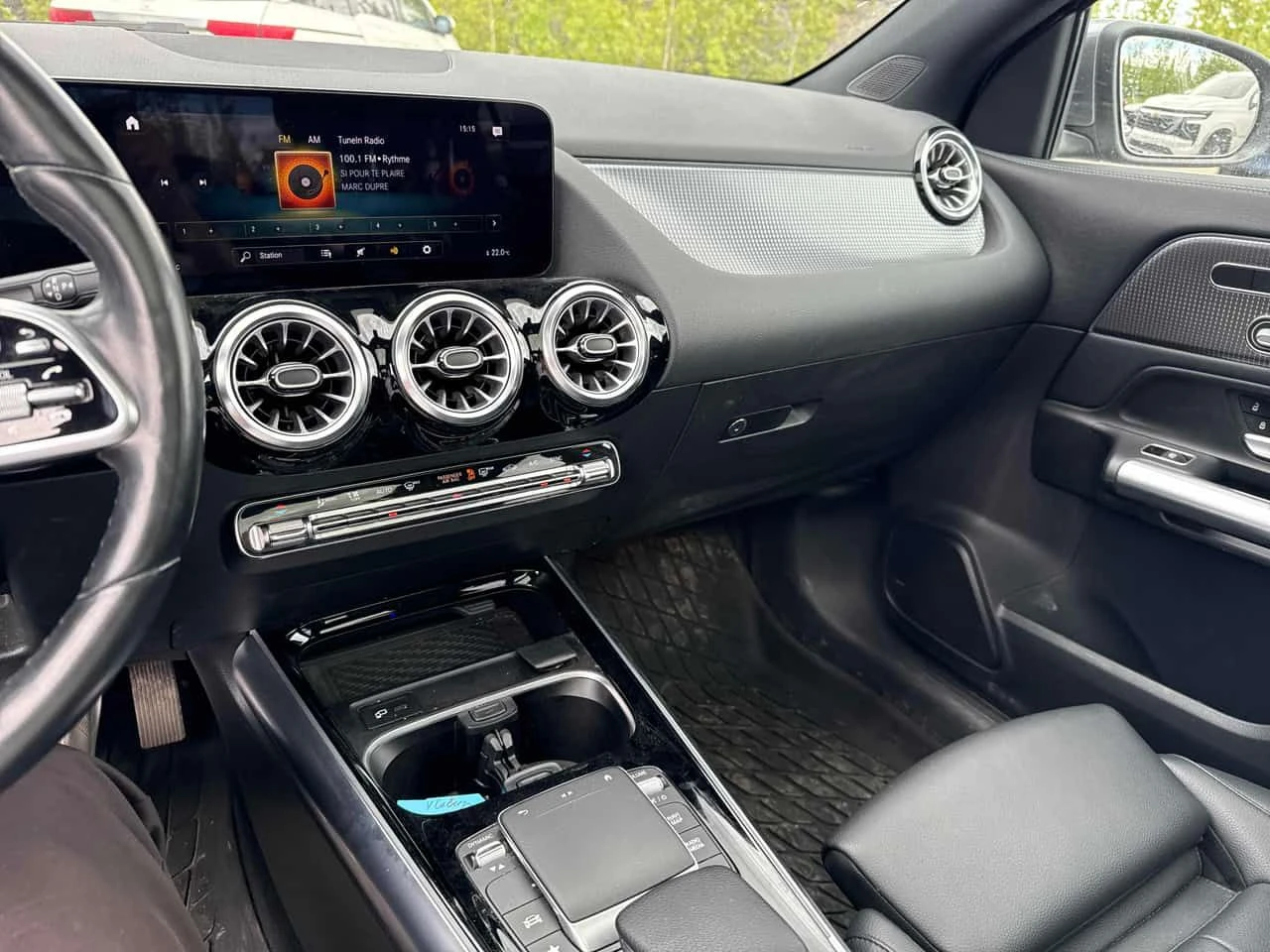 Mercedes-Benz GLA 250 ПОДГРЕВ/ПАНОРАМА/НАВИ/CARFAX/ФИНАНСИРАНЕ, снимка 9 - Автомобили и джипове - 54694045