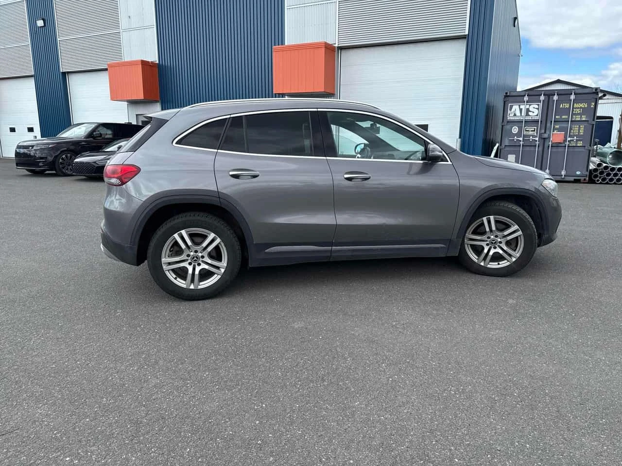 Mercedes-Benz GLA 250 ПОДГРЕВ/ПАНОРАМА/НАВИ/CARFAX/ФИНАНСИРАНЕ, снимка 3 - Автомобили и джипове - 54694045